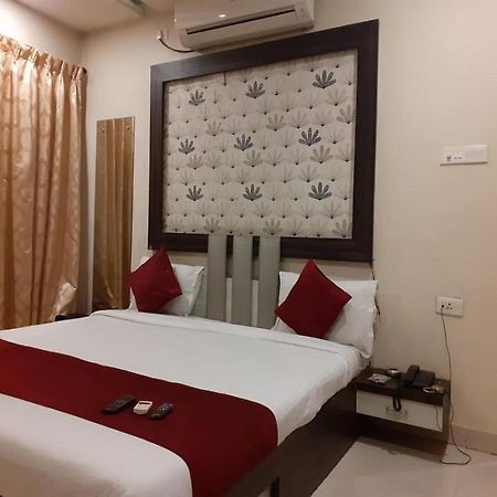Hotel White House Pune Eksteriør bilde