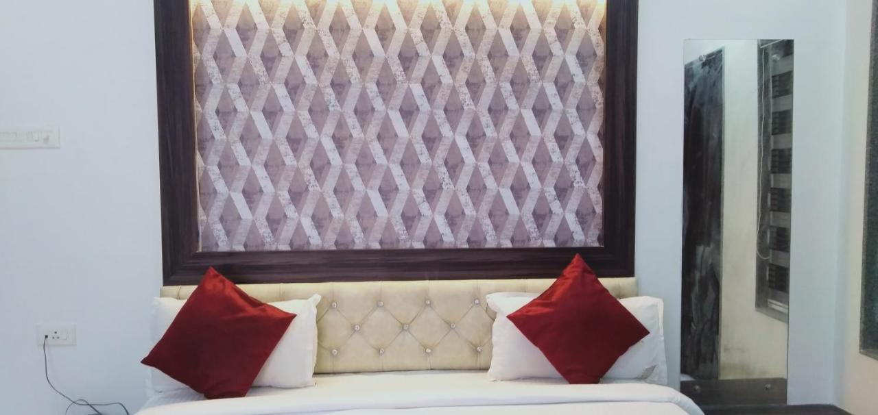 Hotel White House Pune Eksteriør bilde