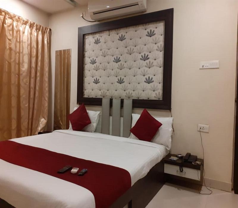 Hotel White House Pune Eksteriør bilde