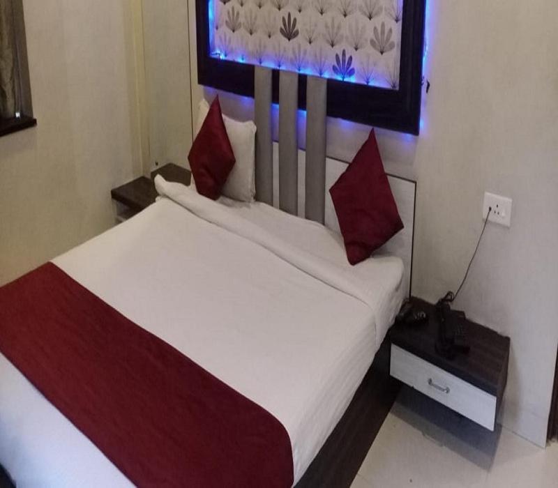 Hotel White House Pune Eksteriør bilde