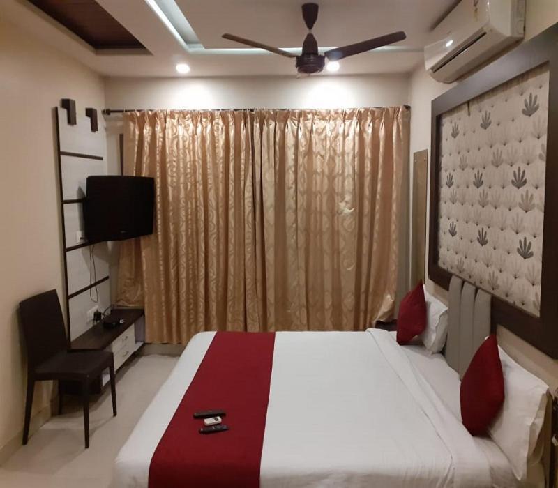 Hotel White House Pune Eksteriør bilde
